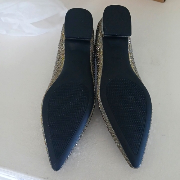 Mei Ti Meng fits like an 8.5, like new - Picture 3 of 10